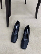 90's Square Toe Pumps