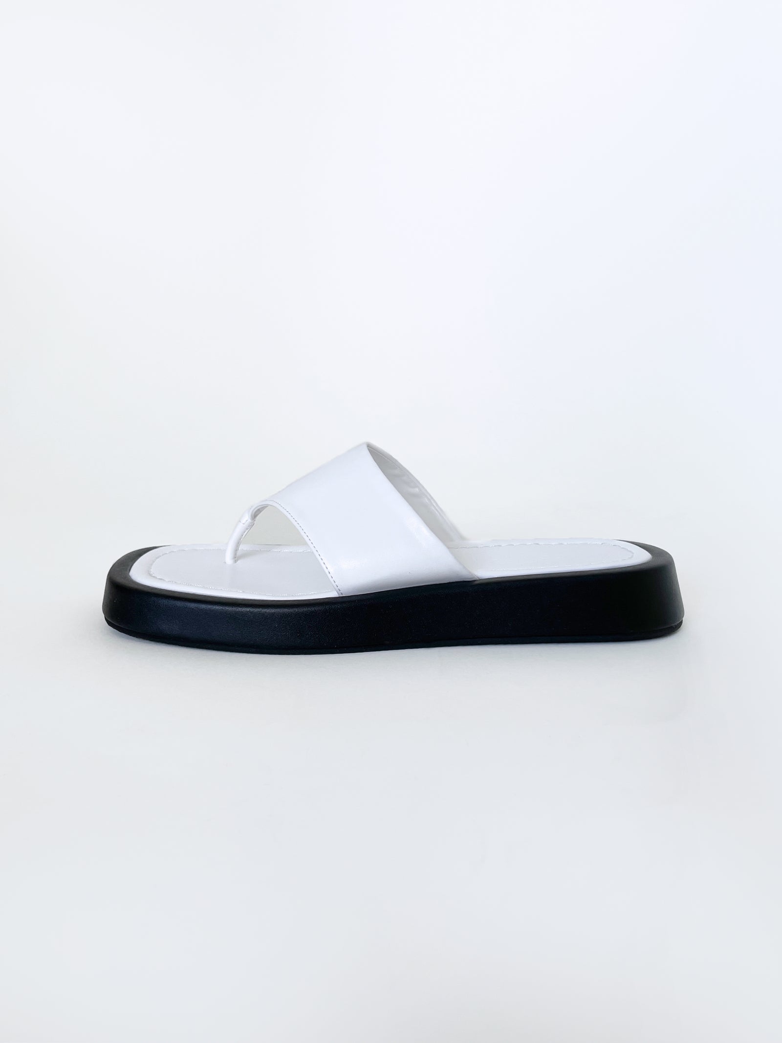 platform thong sandals/3color | KNUTH MARF