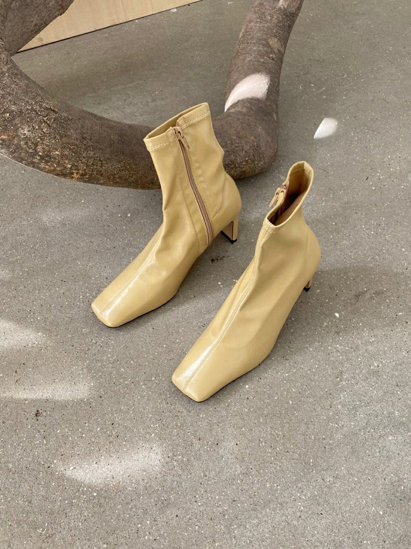Pointed Square Toe Mid Heel Boots – Neda Store